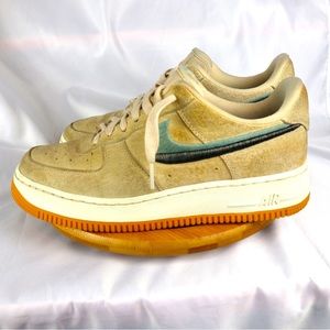 Size 8 - Nike Air Force 1 '07 LX Guava Ice